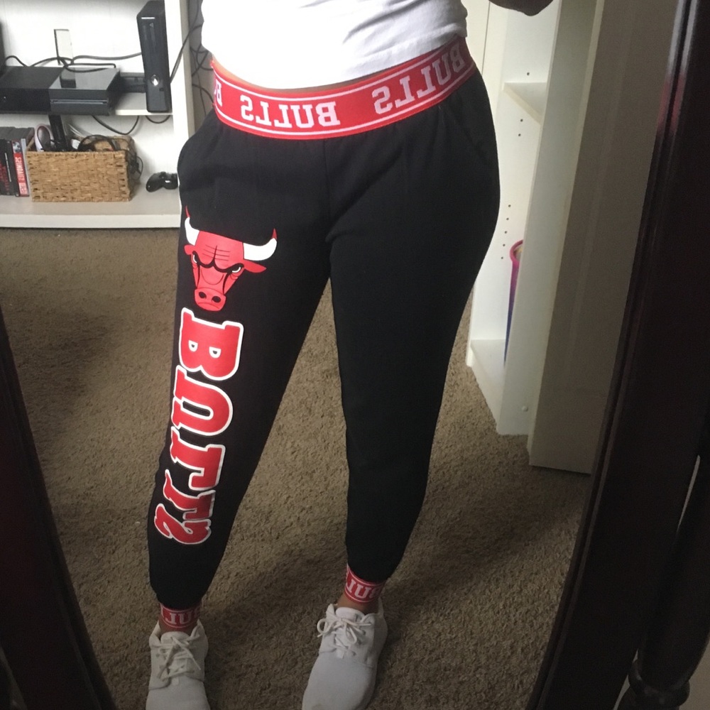 chicago bulls joggers - SOLD